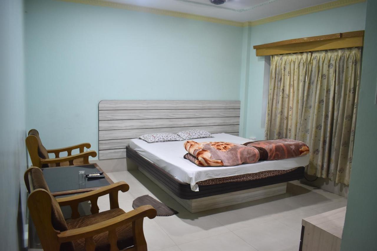 Hotel Suraj Balasore 外观 照片